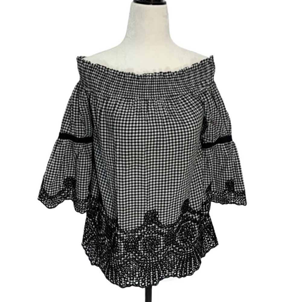 Off The Shoulderblack/White Ginghamtop Lace Hem Sz S